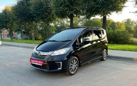 Honda Freed I, 2014 год, 1 390 000 рублей, 2 фотография