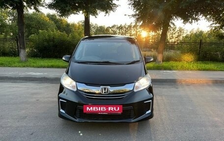 Honda Freed I, 2014 год, 1 390 000 рублей, 8 фотография