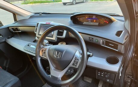 Honda Freed I, 2014 год, 1 390 000 рублей, 18 фотография