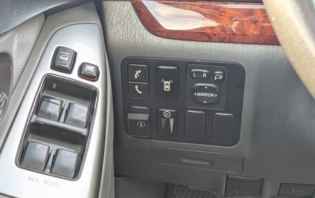 Toyota Land Cruiser Prado 120 рестайлинг, 2007 год, 2 500 000 рублей, 15 фотография