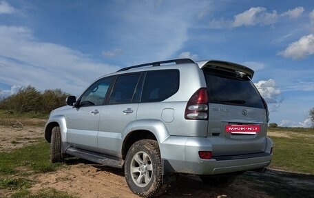 Toyota Land Cruiser Prado 120 рестайлинг, 2007 год, 2 500 000 рублей, 7 фотография