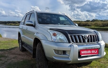 Toyota Land Cruiser Prado 120 рестайлинг, 2007 год, 2 500 000 рублей, 3 фотография