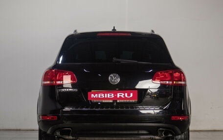 Volkswagen Touareg III, 2010 год, 1 899 000 рублей, 4 фотография