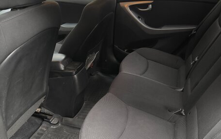 Hyundai Elantra V, 2015 год, 830 000 рублей, 3 фотография