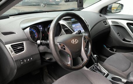 Hyundai Elantra V, 2015 год, 830 000 рублей, 2 фотография