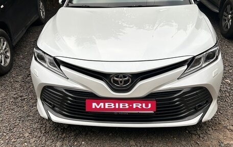 Toyota Camry, 2019 год, 2 950 000 рублей, 7 фотография