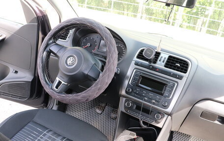Volkswagen Polo VI (EU Market), 2015 год, 890 000 рублей, 4 фотография