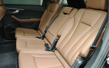 Audi Q7, 2024 год, 14 200 000 рублей, 32 фотография