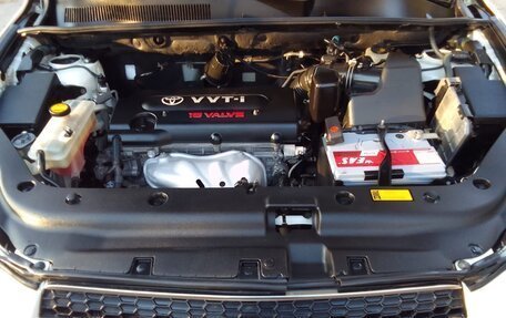 Toyota RAV4, 2011 год, 1 900 000 рублей, 16 фотография