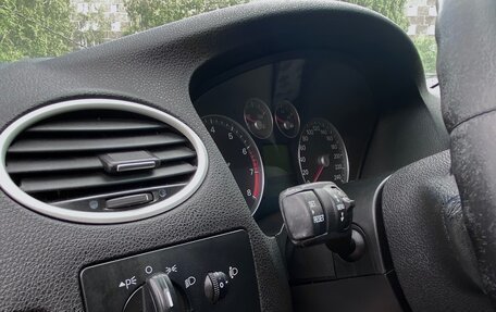 Ford Focus II рестайлинг, 2005 год, 450 000 рублей, 12 фотография