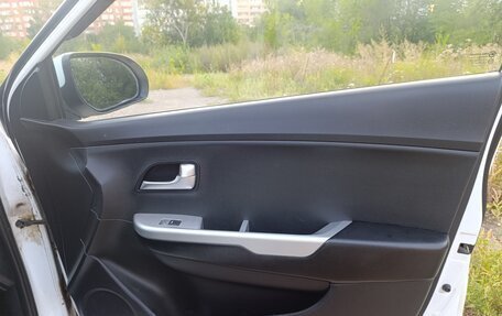 KIA Rio III рестайлинг, 2014 год, 750 000 рублей, 11 фотография