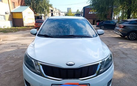 KIA Rio III рестайлинг, 2014 год, 750 000 рублей, 4 фотография