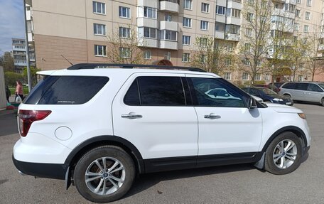 Ford Explorer VI, 2014 год, 1 500 000 рублей, 2 фотография
