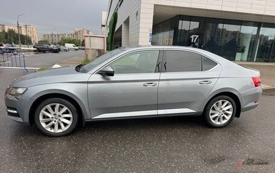 Skoda Superb III рестайлинг, 2021 год, 2 800 000 рублей, 1 фотография