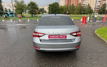 Skoda Superb III рестайлинг, 2021 год, 2 800 000 рублей, 3 фотография