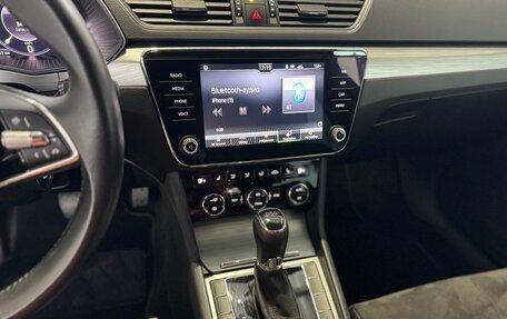 Skoda Superb III рестайлинг, 2021 год, 2 800 000 рублей, 9 фотография