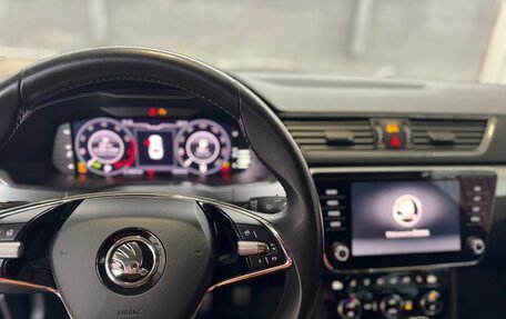 Skoda Superb III рестайлинг, 2021 год, 2 800 000 рублей, 12 фотография