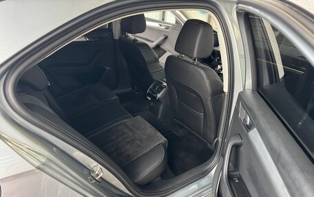 Skoda Superb III рестайлинг, 2021 год, 2 800 000 рублей, 17 фотография