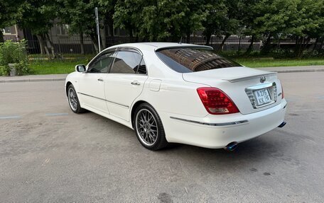 Toyota Crown Majesta, 2006 год, 1 975 000 рублей, 4 фотография