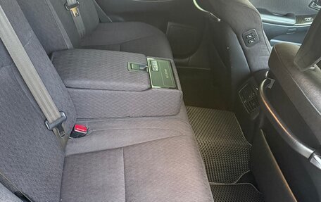 Toyota Crown Majesta, 2006 год, 1 975 000 рублей, 18 фотография