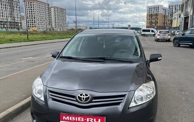 Toyota Auris II, 2012 год, 1 400 000 рублей, 1 фотография