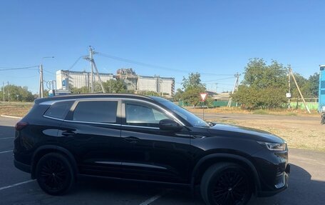 Chery Tiggo 8 Pro, 2022 год, 2 350 000 рублей, 4 фотография