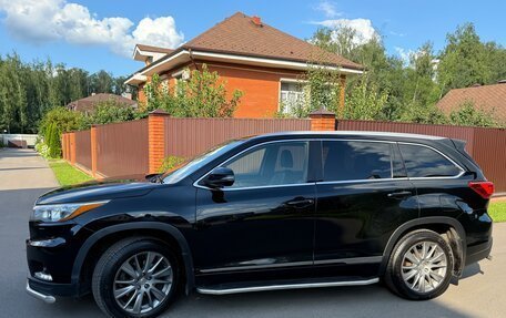 Toyota Highlander III, 2014 год, 2 950 000 рублей, 4 фотография
