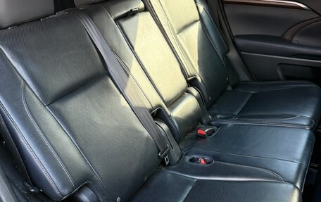 Toyota Highlander III, 2014 год, 2 950 000 рублей, 8 фотография