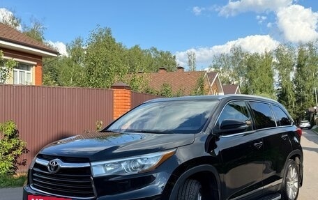 Toyota Highlander III, 2014 год, 2 950 000 рублей, 15 фотография