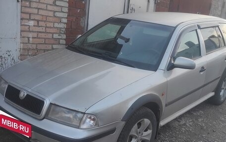 Skoda Octavia IV, 2000 год, 385 000 рублей, 10 фотография