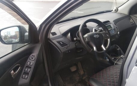 Hyundai ix35 I рестайлинг, 2012 год, 1 050 000 рублей, 5 фотография