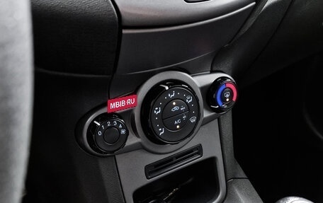 Ford Fiesta, 2015 год, 743 000 рублей, 17 фотография