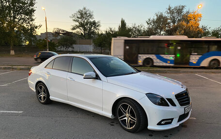 Mercedes-Benz E-Класс, 2010 год, 1 650 000 рублей, 6 фотография