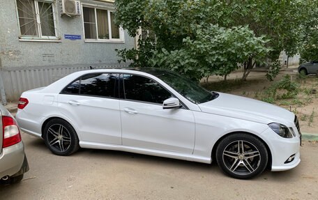Mercedes-Benz E-Класс, 2010 год, 1 650 000 рублей, 14 фотография