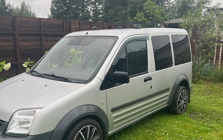 Ford Tourneo Connect I, 2010 год, 800 000 рублей, 4 фотография