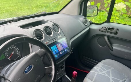 Ford Tourneo Connect I, 2010 год, 800 000 рублей, 6 фотография
