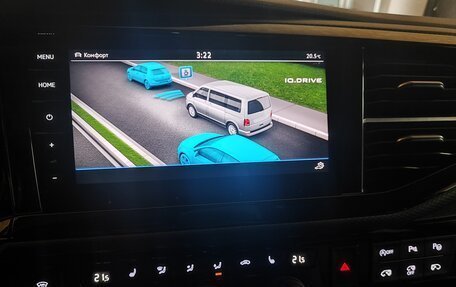 Volkswagen Multivan T6 рестайлинг, 2021 год, 7 900 000 рублей, 12 фотография