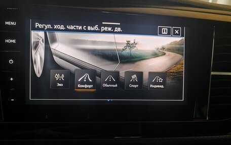 Volkswagen Multivan T6 рестайлинг, 2021 год, 7 900 000 рублей, 10 фотография