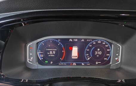 Volkswagen Multivan T6 рестайлинг, 2021 год, 7 900 000 рублей, 9 фотография