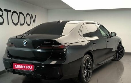 BMW 7 серия, 2025 год, 28 000 000 рублей, 3 фотография
