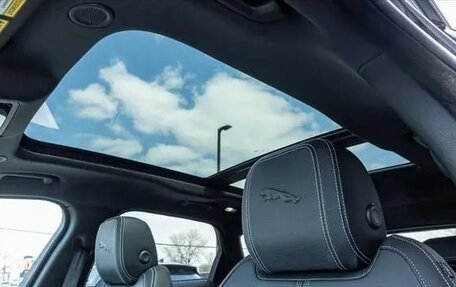 Jaguar F-Pace, 2025 год, 6 900 000 рублей, 25 фотография