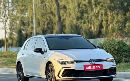 Volkswagen Golf VIII, 2022 год, 1 780 123 рублей, 3 фотография