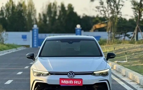 Volkswagen Golf VIII, 2022 год, 1 780 123 рублей, 2 фотография