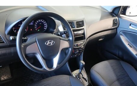 Hyundai Solaris II рестайлинг, 2014 год, 950 000 рублей, 6 фотография