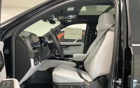 Chevrolet Suburban, 2025 год, 13 400 000 рублей, 5 фотография