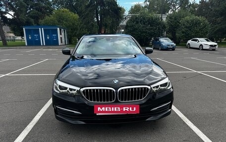 BMW 5 серия, 2019 год, 3 050 000 рублей, 2 фотография