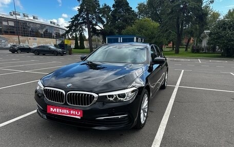 BMW 5 серия, 2019 год, 3 050 000 рублей, 3 фотография