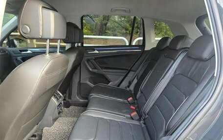 Volkswagen Tiguan II, 2021 год, 2 300 000 рублей, 7 фотография