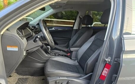 Volkswagen Tiguan II, 2021 год, 2 300 000 рублей, 5 фотография