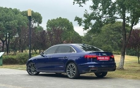 Audi A4, 2021 год, 2 350 000 рублей, 4 фотография